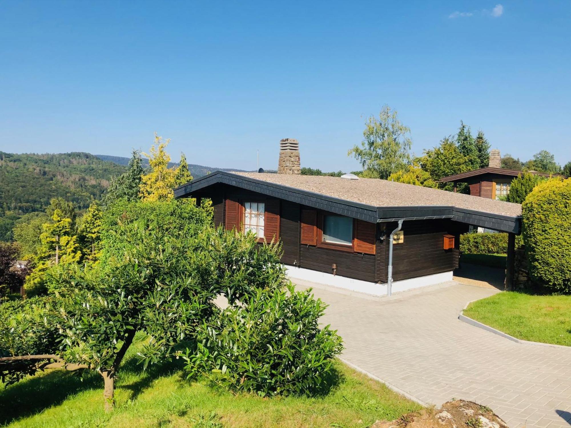 Dachsbau Villa Barbis Екстериор снимка